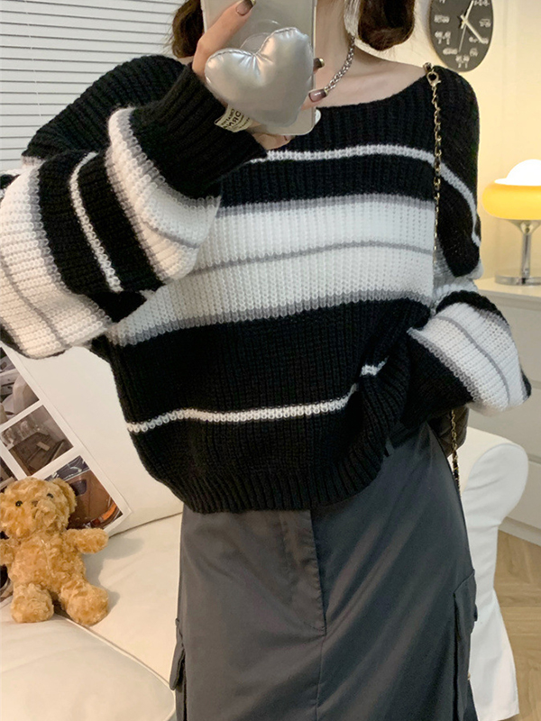 Stripe Splice Short Sweater-3